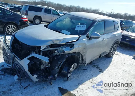 2021 Nissan Rogue Sv Intelligent Awd z USA, uszkodzony, nr VIN 5N1AT3BB3MC770205